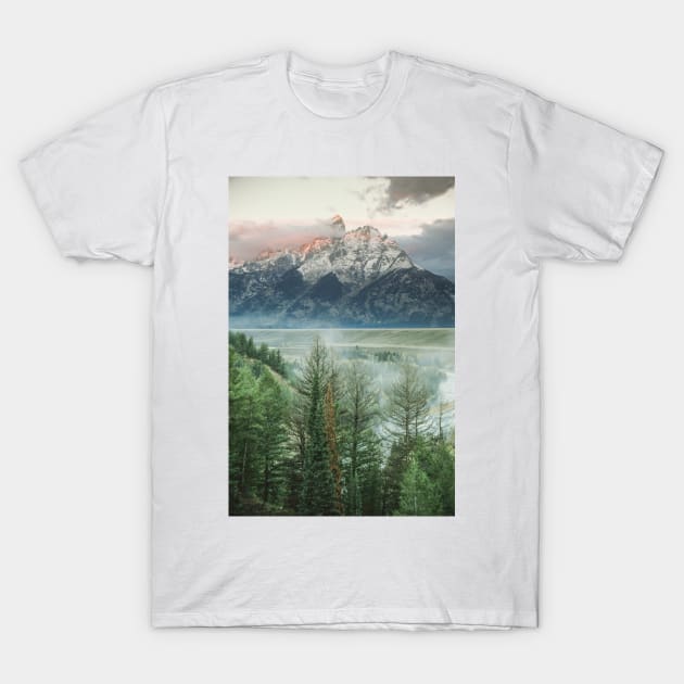 rocky mountain first light T-Shirt by pholange